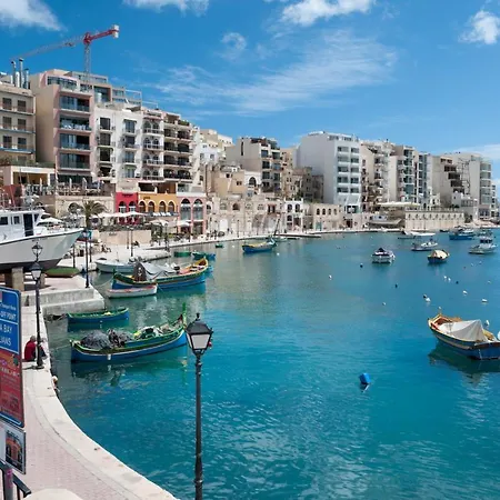Апартаменты Stylish 1br Steps To The Promenade